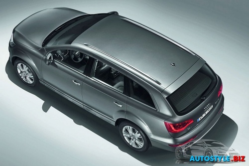 Audi Q7 2010 8