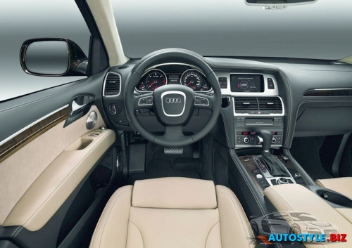 Audi Q7 2010 6